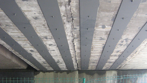 1574154860549311.jpg 粘钢加固3.jpg